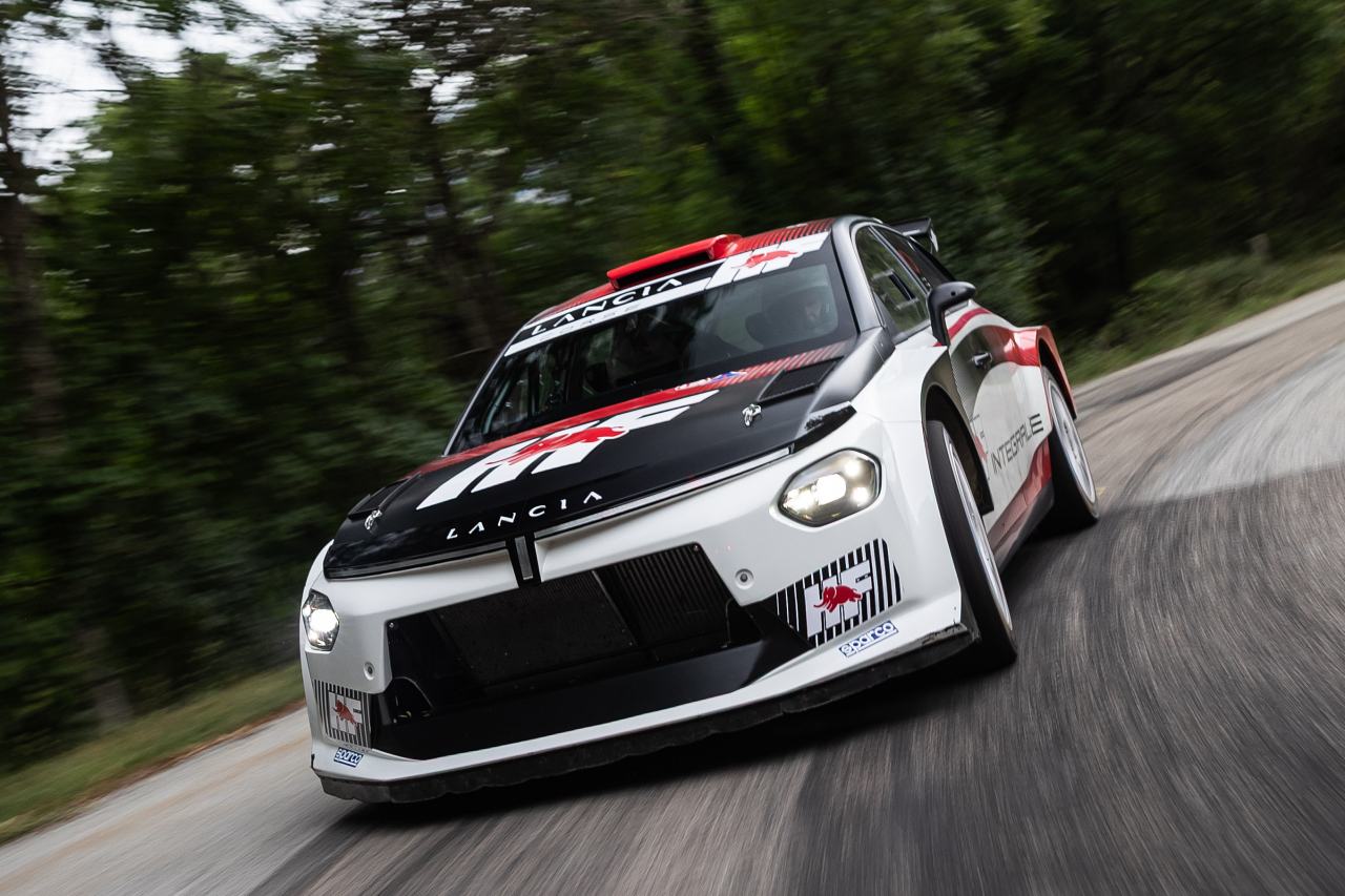 ランチア、新型『イプシロン・ラリー2 HFインテグラーレ』の国際ラウンチ実施。WRC2やERCで復帰へ