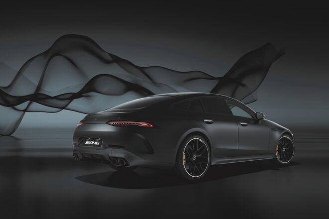 メルセデスAMG、旗艦『GT』の4ドアクーペに集大成となる2種類の限定車“Final Edition”を導入