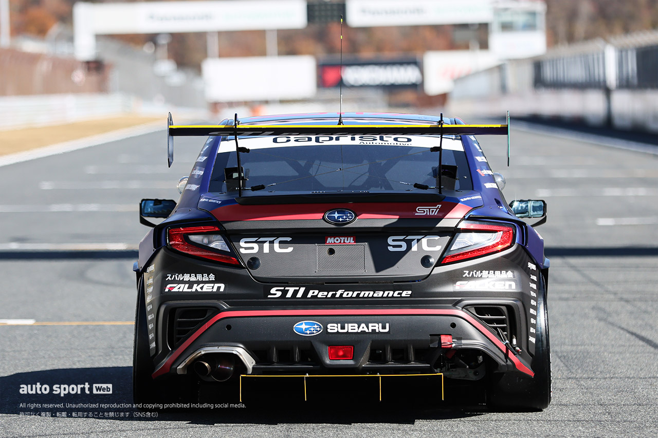 スバル／STI、2026年ニュル24時間に挑む新型WRXを富士でシェイクダウン。クラッシュ修復と各部の改良を施しリベンジへ