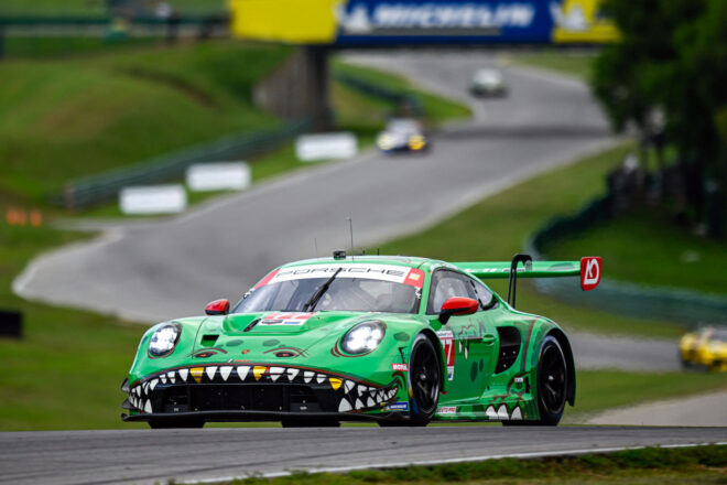 “耐久ビッグ6”制覇のニック・タンディがAOに移籍。2026年はハリー・キングと恐竜ポルシェをドライブへ