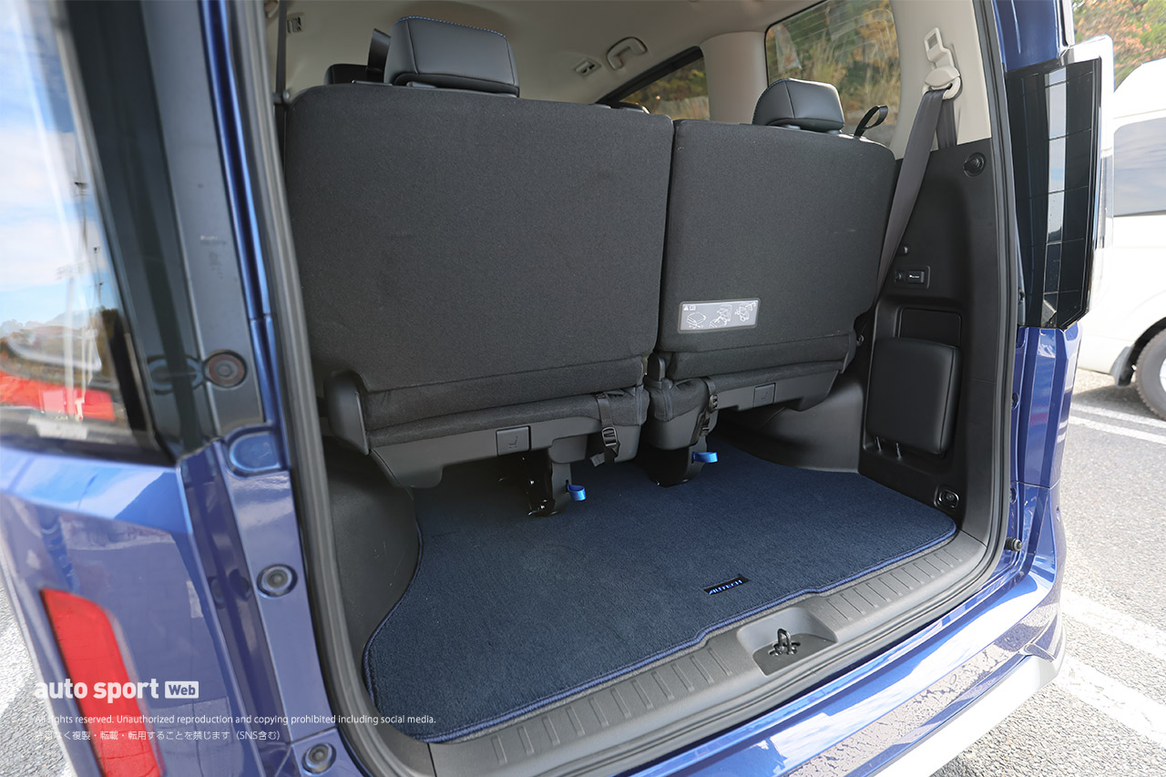 【乗り心地のよいクルマ探求所】セレナe-POWER AUTECHで体感する、驚異のプロパイロット・パーキングとe-Pedalの実力