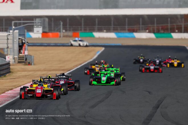 全日本スーパーフォーミュラ・ライツ選手権第17戦は野村勇斗が小林利徠斗との僅差の争いを制しシーズン11勝目