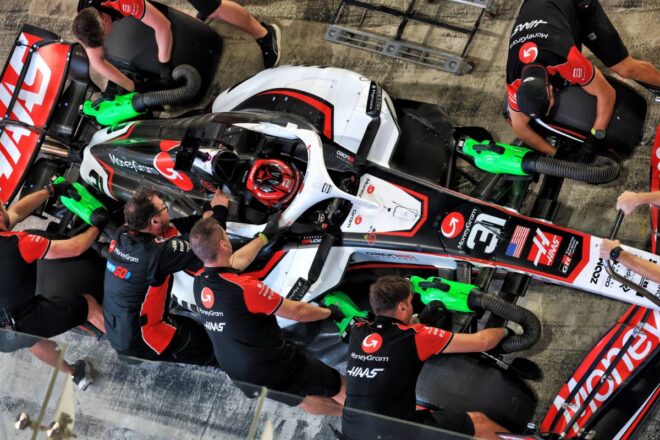 エステバン・オコン（ハース）