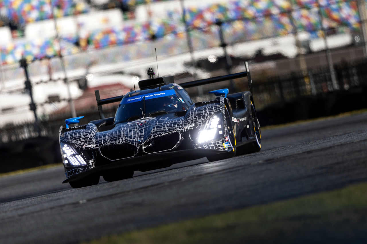 BMWが2026年ドライバーラインアップを発表。IMSAのペアリングをマイナーチェンジ