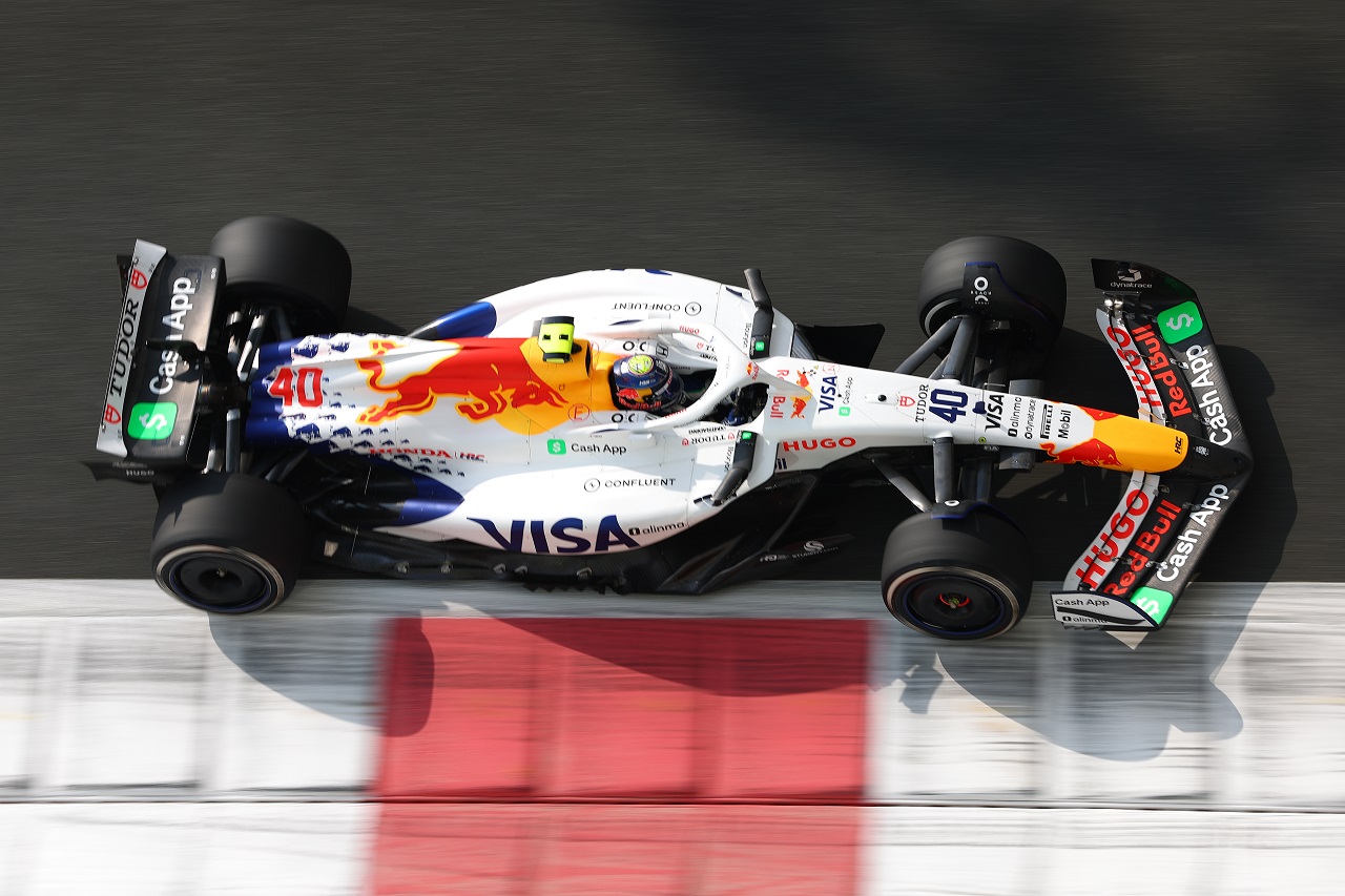 岩佐歩夢（レーシングブルズ）