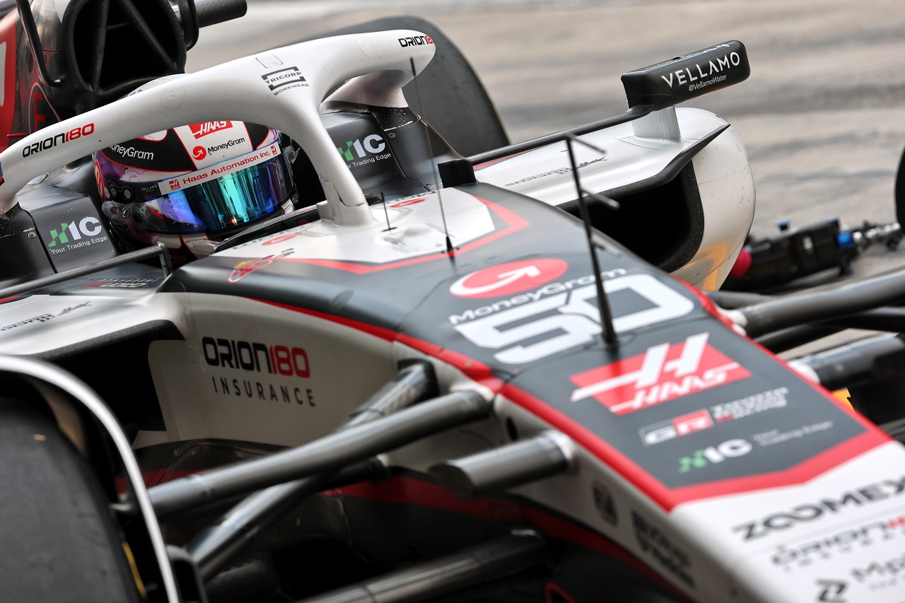 平川亮（ハース）