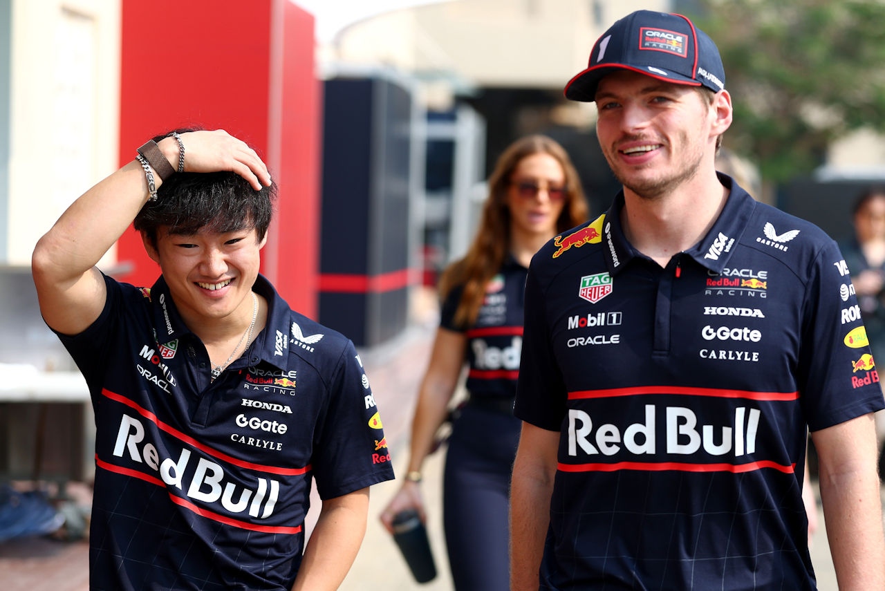 角田裕毅とマックス・フェルスタッペン（レッドブル）
