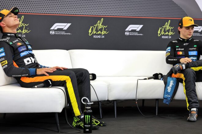 ランド・ノリスとオスカー・ピアストリ（マクラーレン）