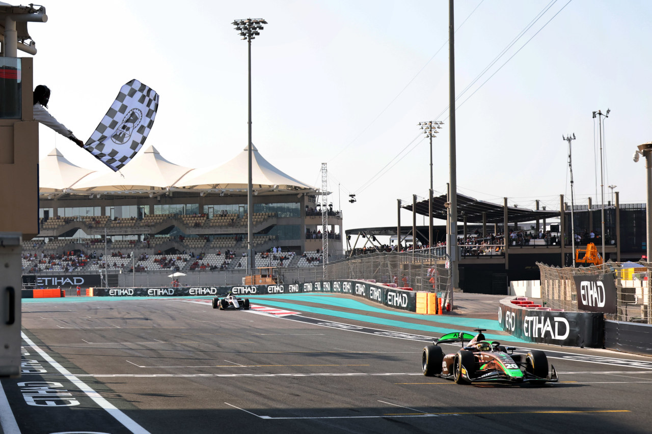 2025年FIA F2第14戦ヤス・マリーナ　ジョシュア・デュルクセン（AIXレーシング）