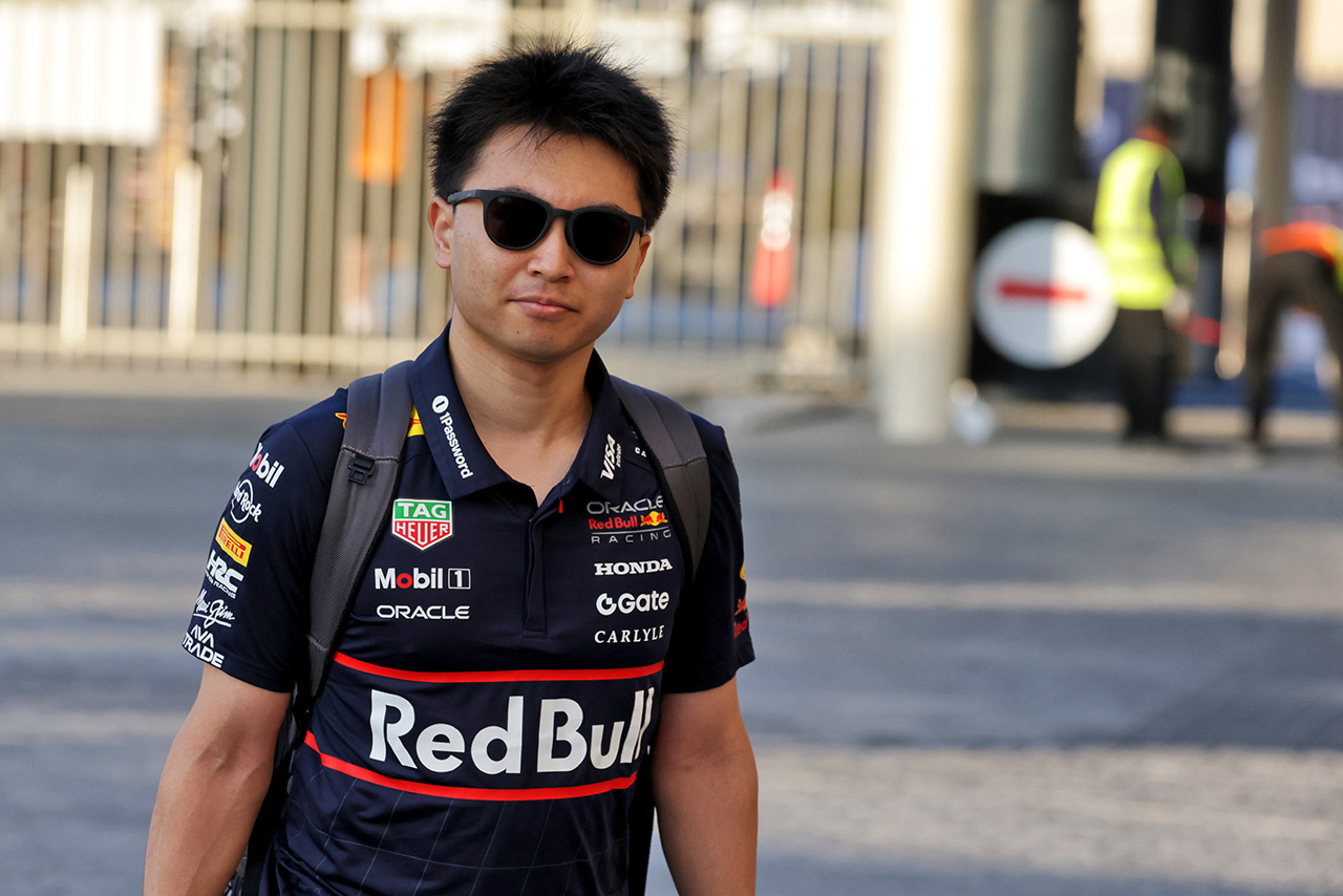 岩佐歩夢（レッドブル）