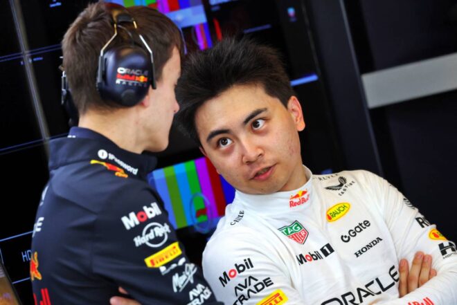 岩佐歩夢（レッドブル）