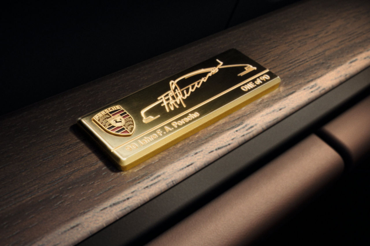 F.A.ポルシェの生誕90年を祝う特別な『911 GT3』が登場。89台限定で発売へ