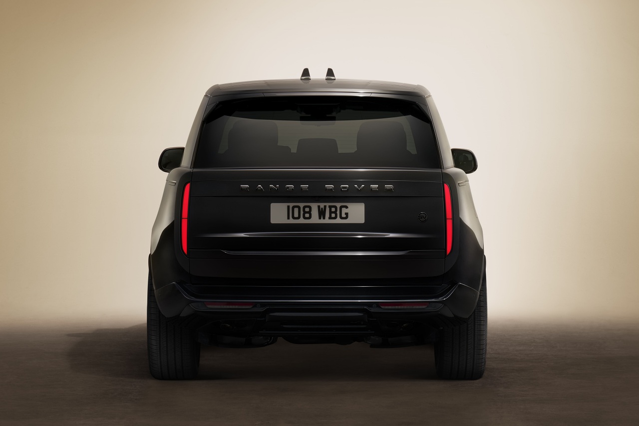 『レンジローバー』2026年モデル導入。頂点“SV”強化で新グレード追加、ボディ＆ソウルシートも採用
