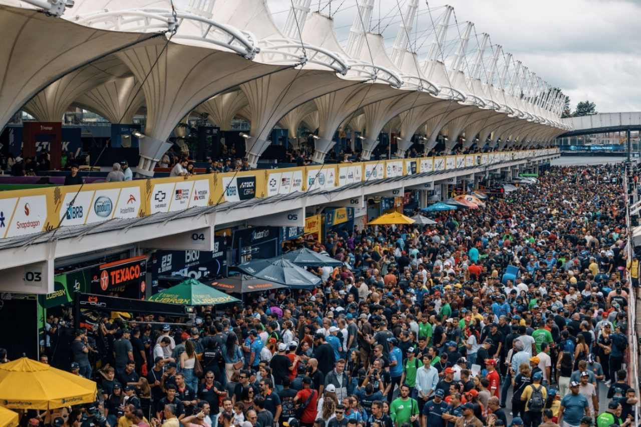 赤旗スプリントを制覇し、史上最年少王者のミツビシ・エクリプスクロスが初代SUV王座に／SCB最終戦