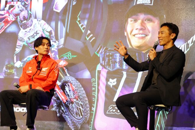 佐藤琢磨「海外でタイトルを取るのは本当に大変」。AMAスーパーモトクロス王者、下田丈の凱旋イベントで祝辞