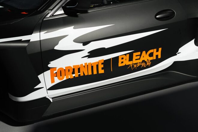 BMW、M4 GT3エボを『BLEACH』カラーに。ミュンヘンのBMWヴェルトで1月まで展示