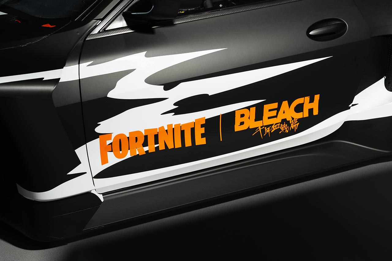 BMW、M4 GT3エボを『BLEACH』カラーに。ミュンヘンのBMWヴェルトで1月まで展示