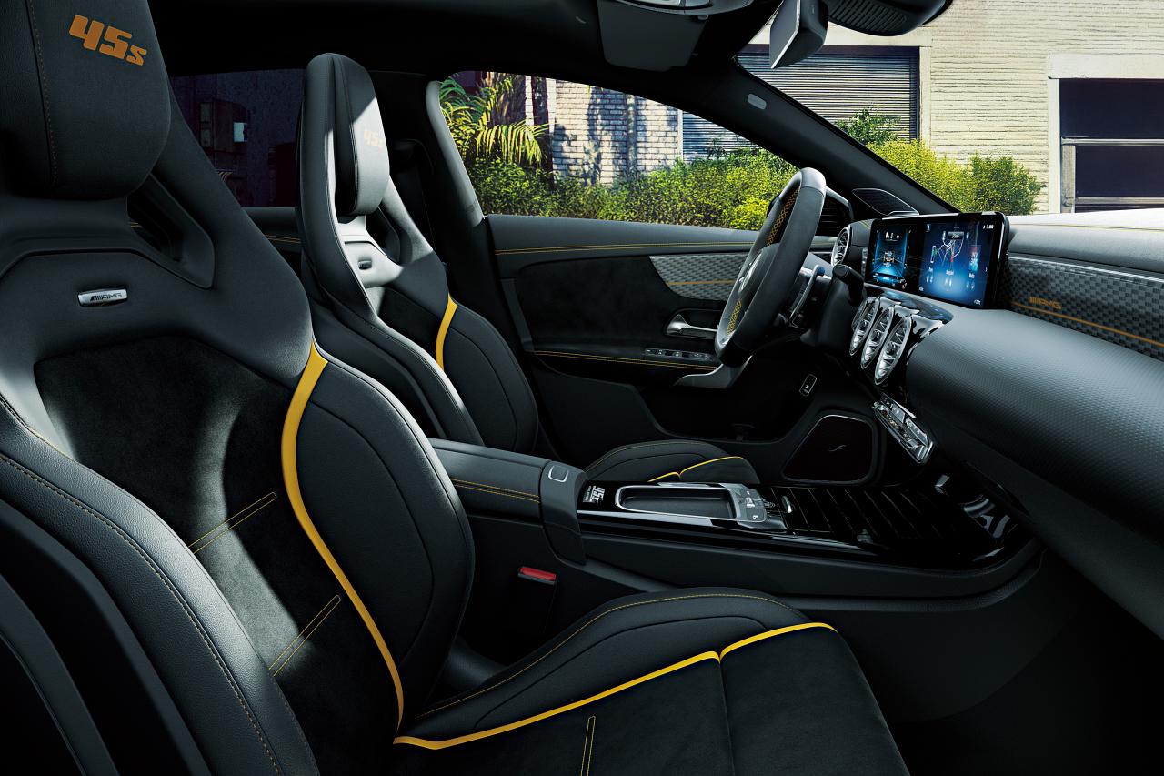 メルセデスAMG、現行『CLA』の集大成となる限定車“Final Edition”を設定。初のオンライン限定も