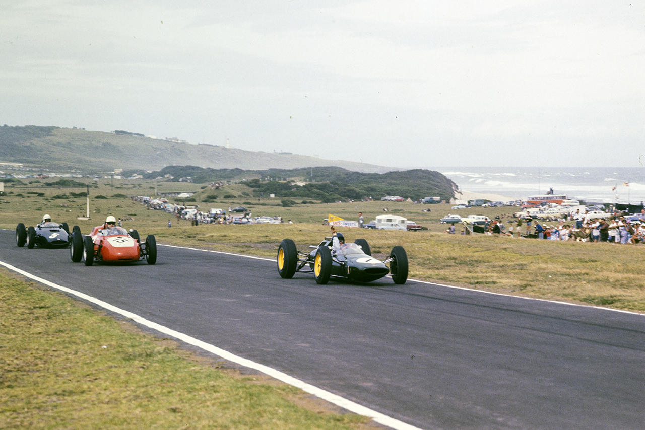 ジム・クラーク（ロータス・クライマックス／中央）