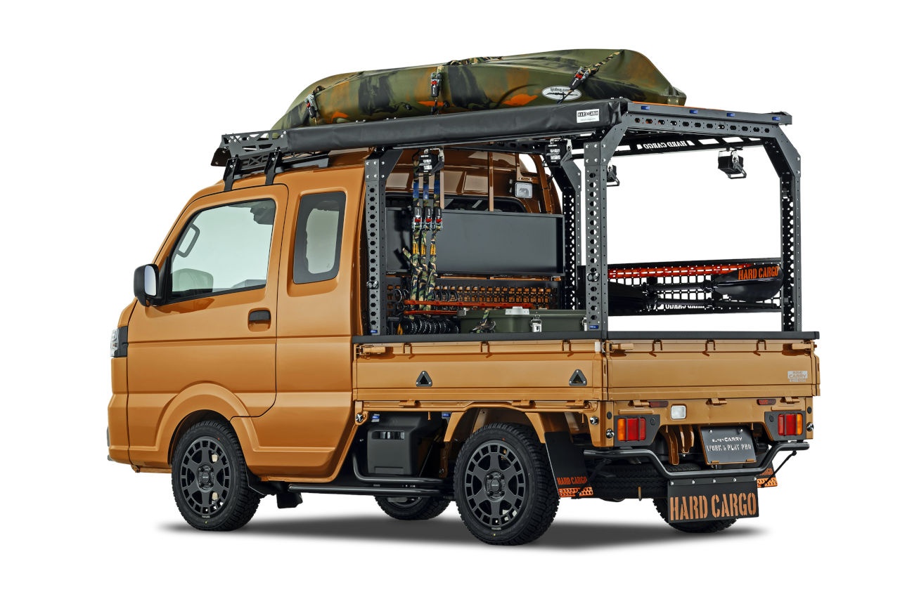 スズキとモンスターハンターが東京オートサロン2026でコラボレーション。ゲームの世界観が実車と融合