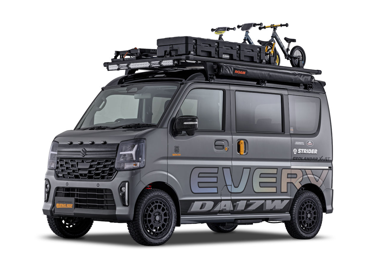 スズキとモンスターハンターが東京オートサロン2026でコラボレーション。ゲームの世界観が実車と融合