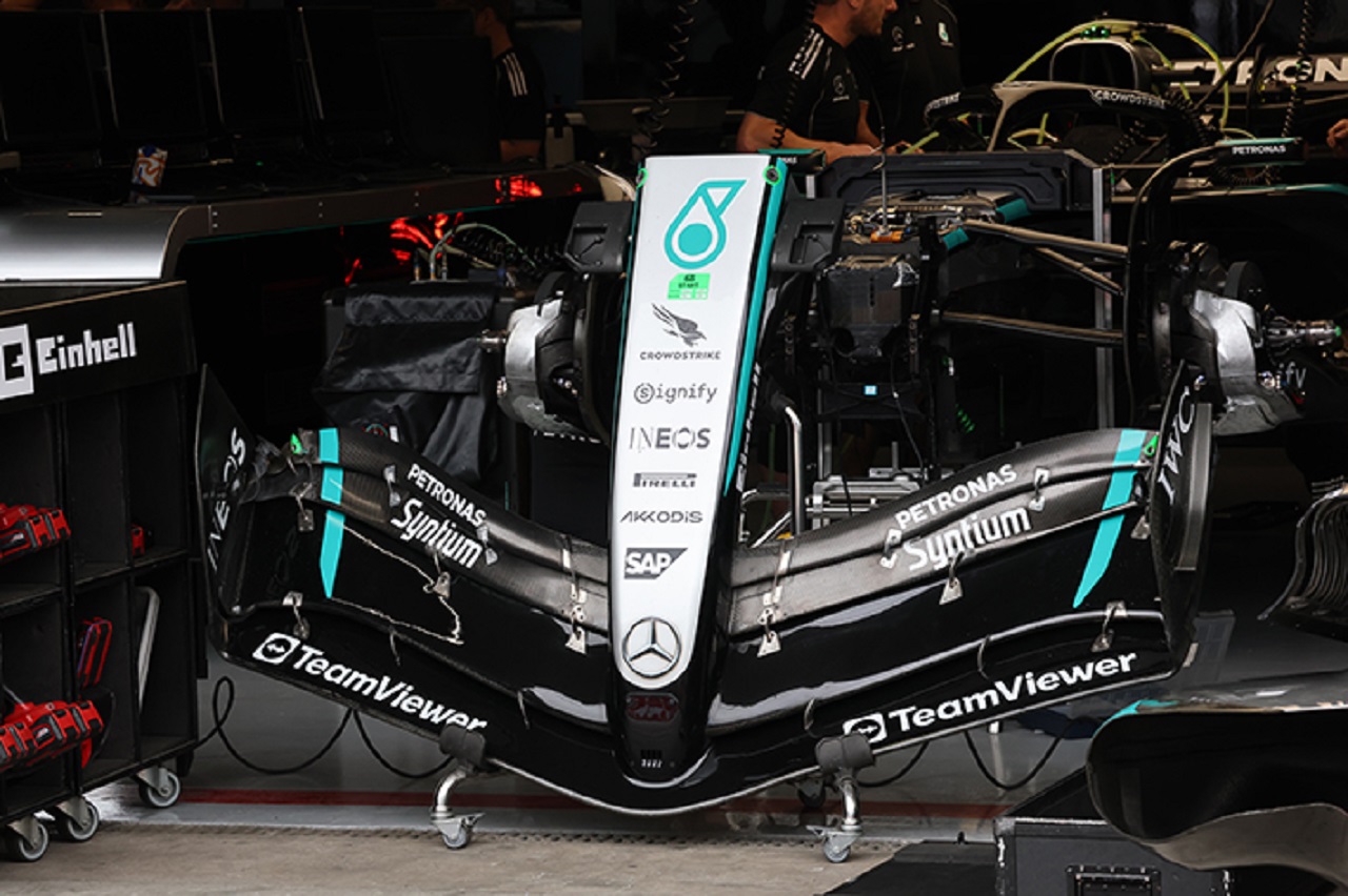 2025年メルセデスW16