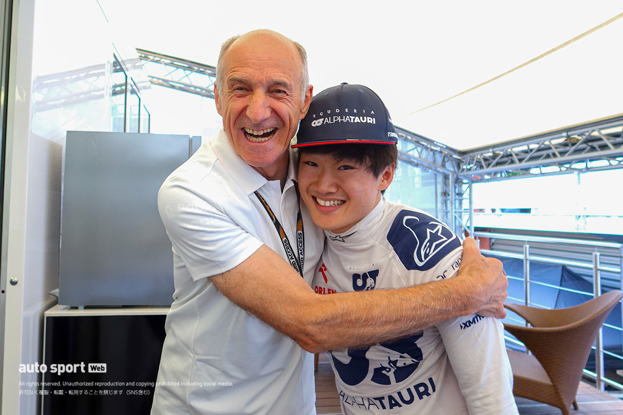 フランツ・トスト代表と角田裕毅