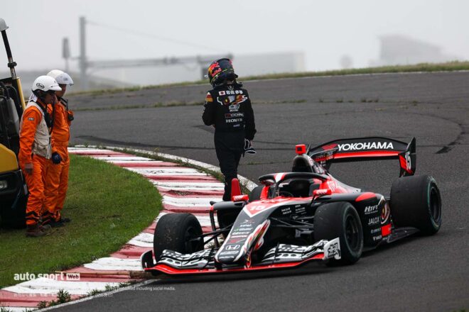 岩佐歩夢（TEAM MUGEN）