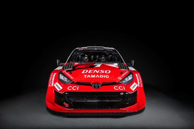 トヨタWRCの2026年カラーは鮮烈レッドに。新たなデザインをSNSで公開、東京オートサロンで一般公開へ