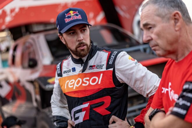 トヨタ・ガズー・レーシングW2RCのヘンク・ラテガン（トヨタ・ハイラックスGR）