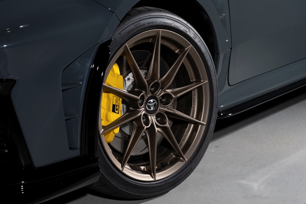 トヨタ、GRヤリス MORIZO RRを東京オートサロンで発表。ニュルで鍛えた、豊田章男会長のこだわり装備を多く採用