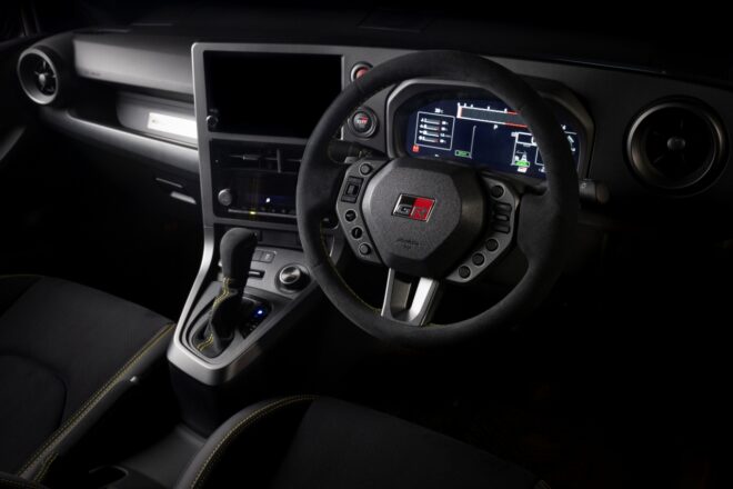 トヨタ、GRヤリス MORIZO RRを東京オートサロンで発表。ニュルで鍛えた、豊田章男会長のこだわり装備を多く採用