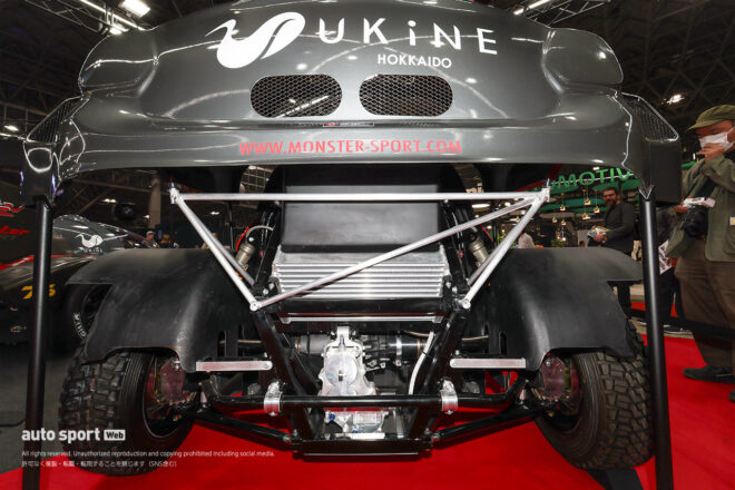 “400馬力スイフト”や、ワンメイクシリーズを見据えた新型車を発表。モンスター田嶋が8年ぶりにオートサロン出展
