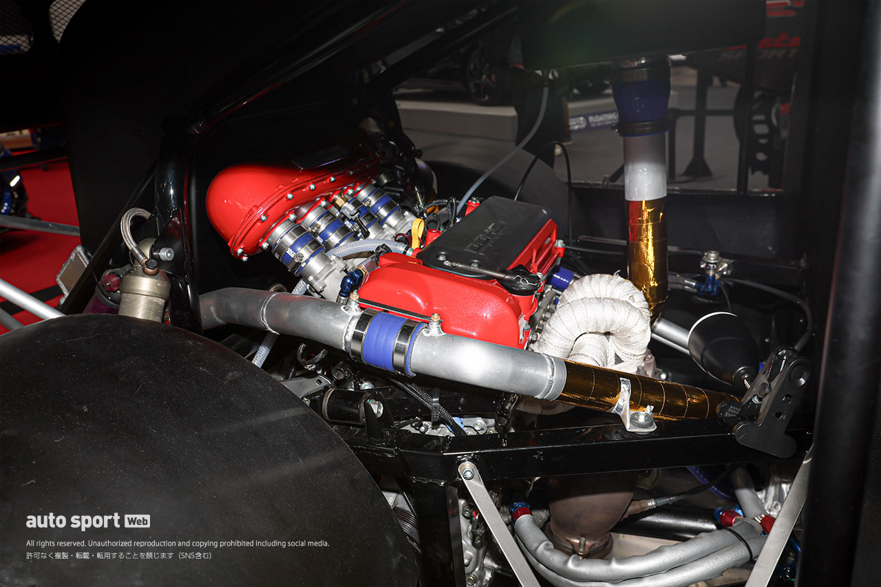 “400馬力スイフト”や、ワンメイクシリーズを見据えた新型車を発表。モンスター田嶋が8年ぶりにオートサロン出展