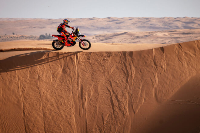 5度の王者アル-アティヤがステージウインで総合首位に。ダチア、トヨタ、フォードの三つ巴続く／ダカールラリー2026