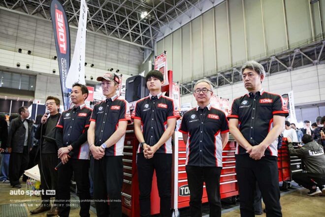 TONE Team 4413 BMW、星野知也と吉田愛乃助の2台でJSB1000参戦。東京オートサロンで体制発表