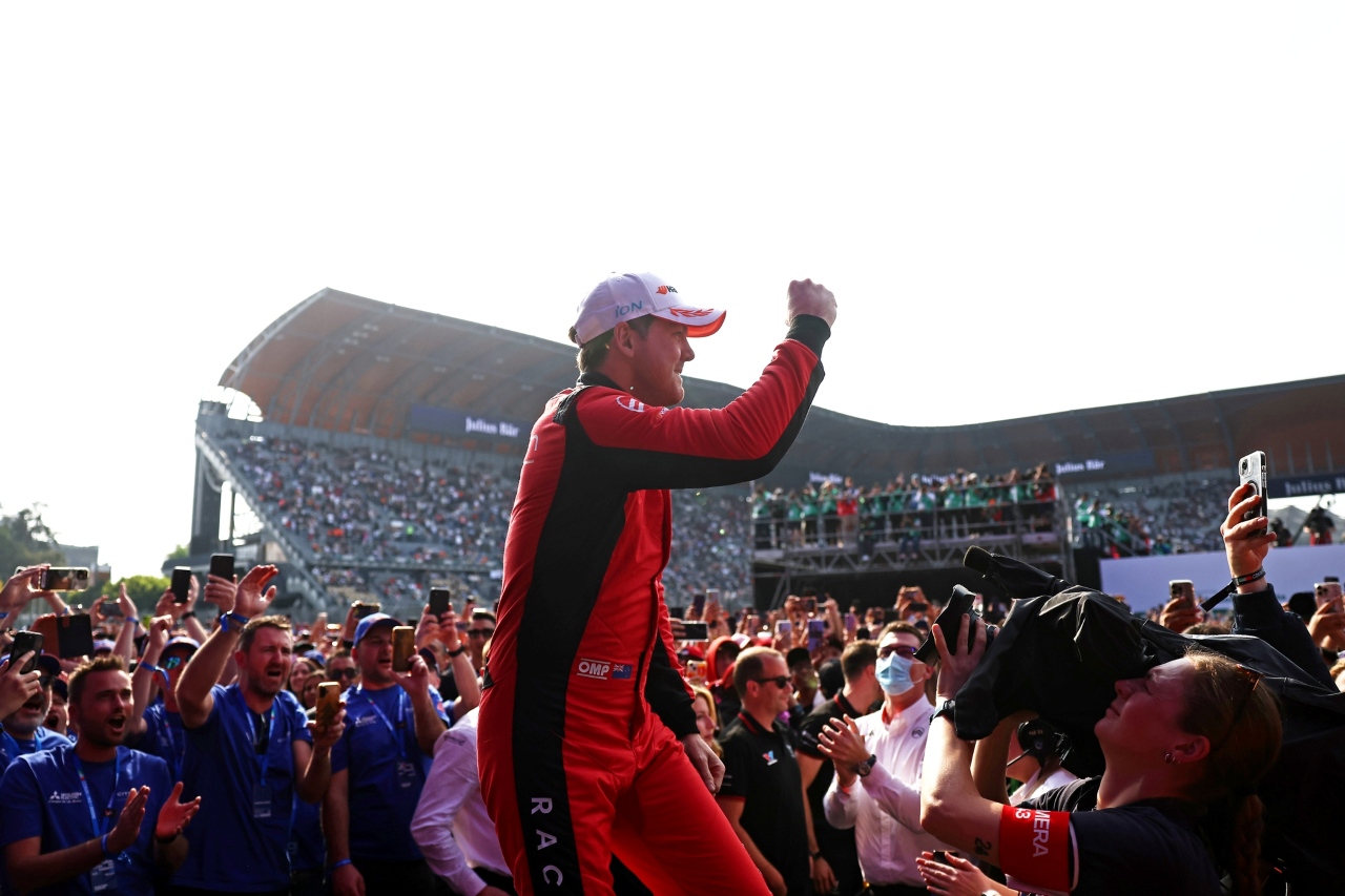 キャシディ、デビュー2戦目のシトロエンにフォーミュラE初勝利をもたらす。猛追するモルタラを抑え、メキシコE-Prix制覇