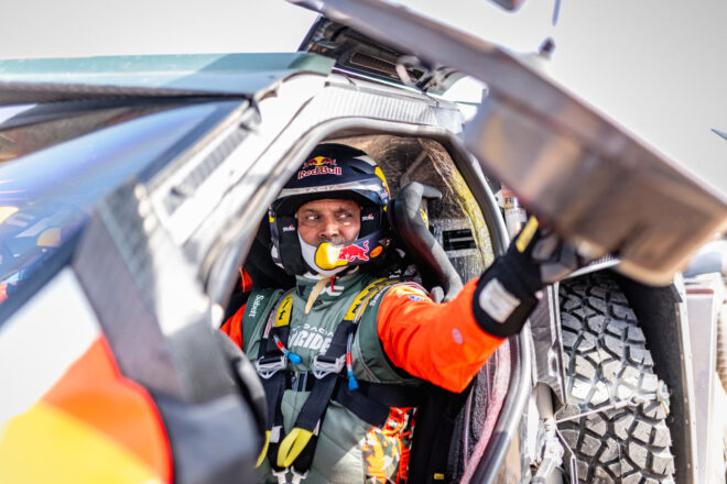 トヨタ優勢もトラブル発生。後半戦突入のダカールラリー2026、フォードのエクストロームが今大会2勝目