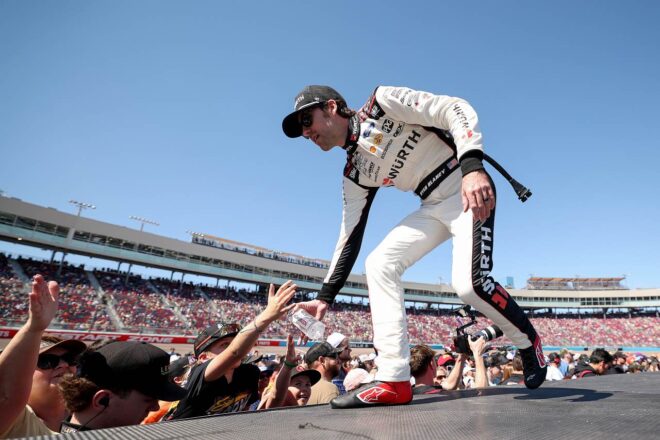 往年の『ザ・チェイス』が復活。最終10戦、上位16名によるポストシーズン形式を再導入へ／NASCAR