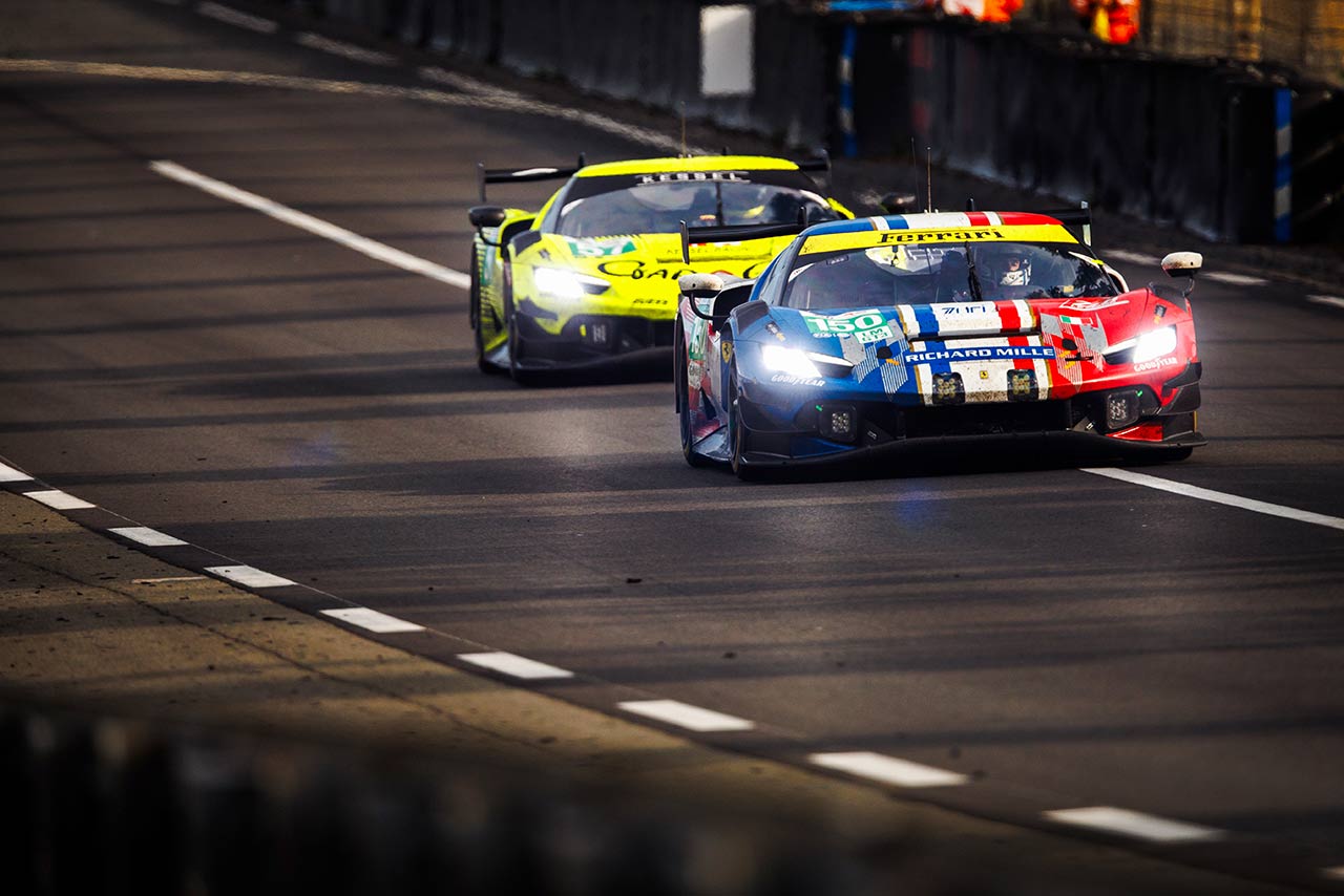 フェラーリ296 GT3