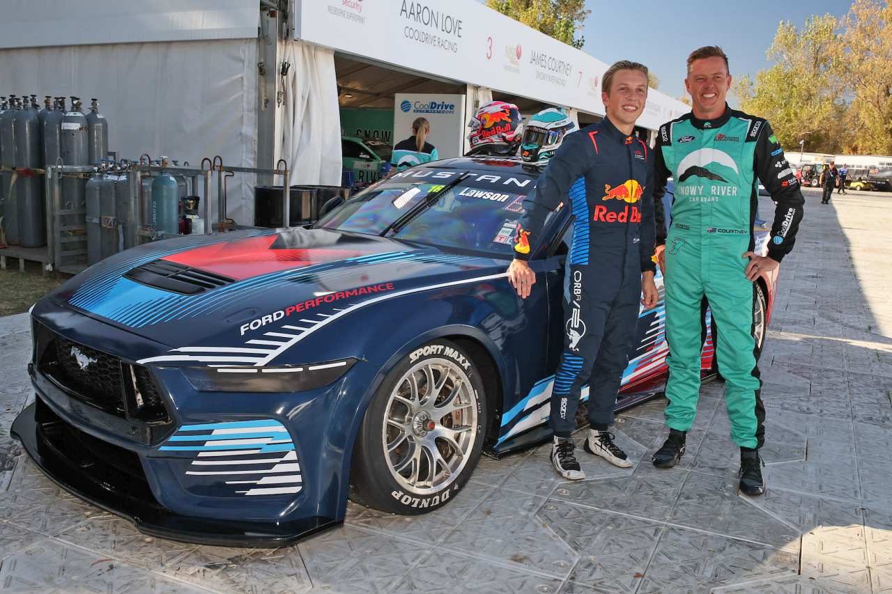 SF挑戦のカッレ・ロバンペラがNZでフォーミュラ実戦デビュー。リアム・ローソンは豪州RSCカマロを初ドライブ