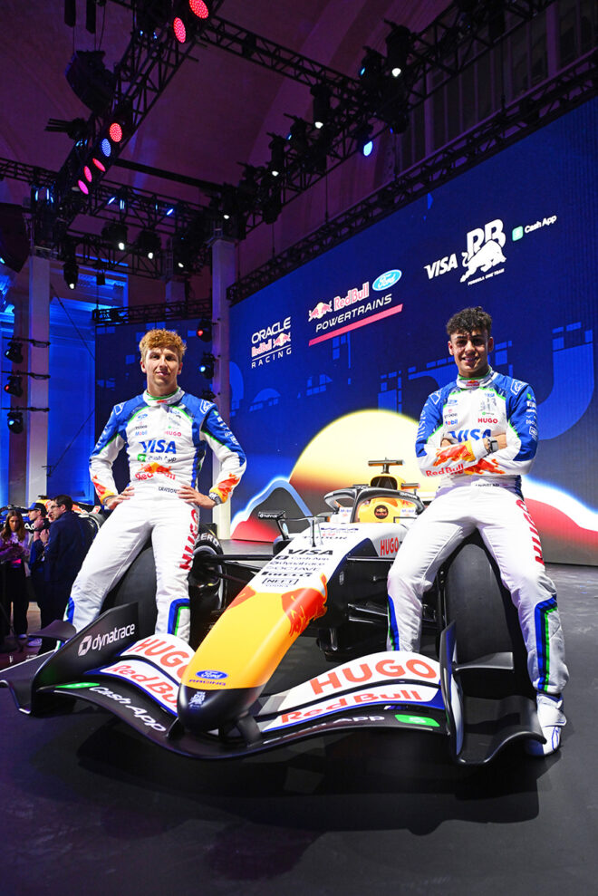 ���A���E���[�\�����A�[�r�b�h�E�����h�u���b�h�i���[�V���O�u���Y�j