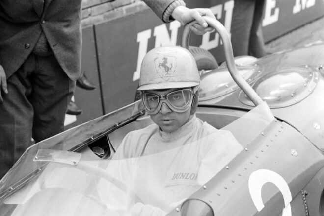 ���J���h�E���h���Q�X�i�t�F���[��156�j