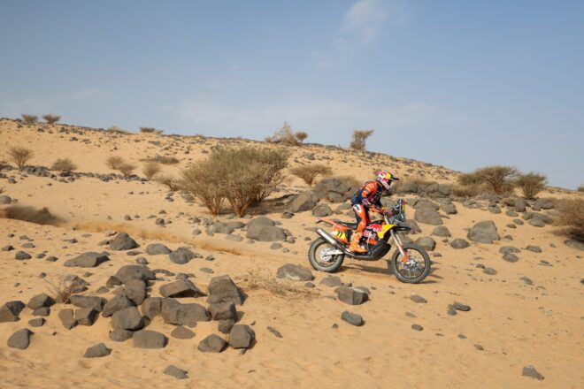 ダチアのアル-アティヤがラストスパート。最後のロングステージを最速締め、ギャップを広げて最終日へ