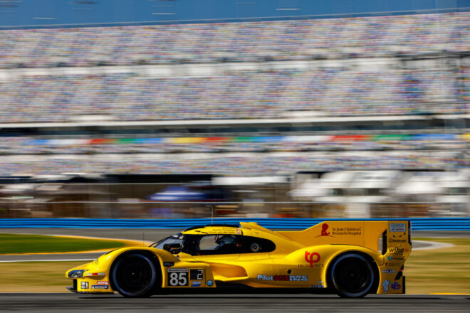 ポルシェの1-2-3でデイトナ公式テストがスタート。午後はグリルが小さくなったBMWが最速に／IMSA