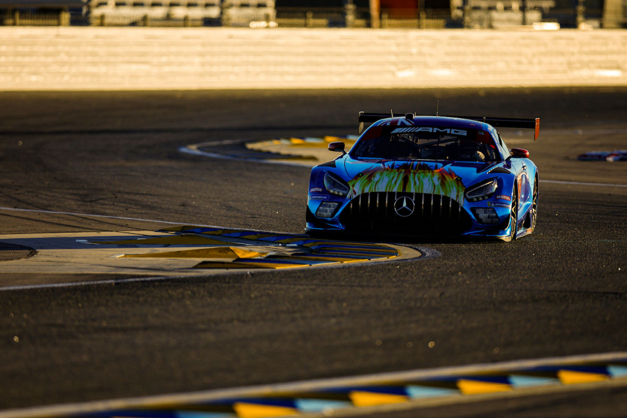 ポルシェの1-2-3でデイトナ公式テストがスタート。午後はグリルが小さくなったBMWが最速に／IMSA