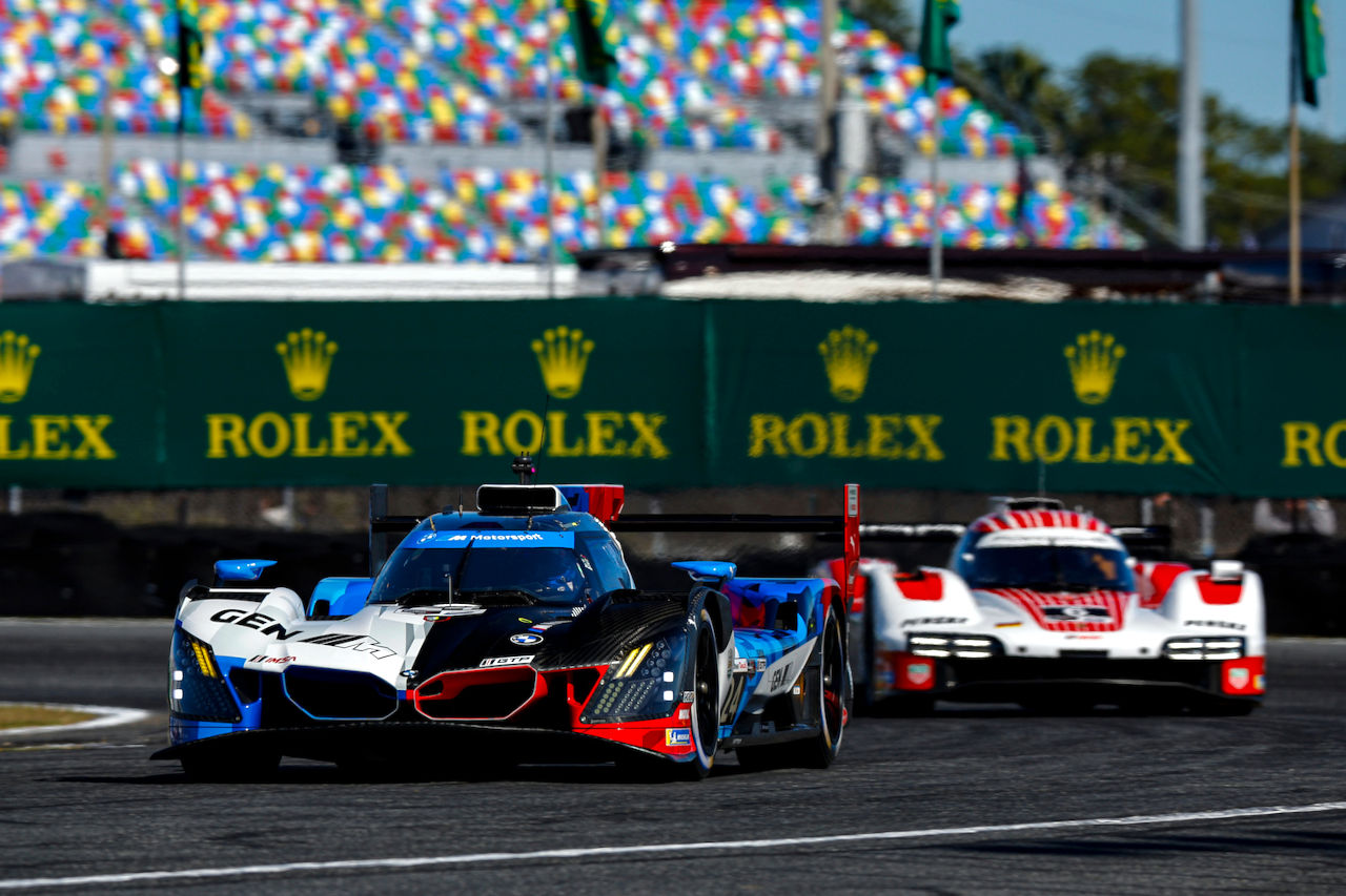 ポルシェの1-2-3でデイトナ公式テストがスタート。午後はグリルが小さくなったBMWが最速に／IMSA