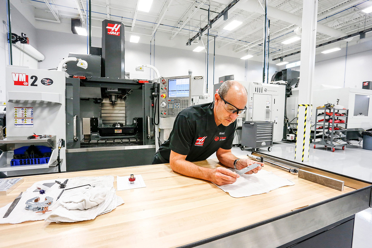 世界的な工作機械製造会社であるハース・オートメーション。ハースF1の部品製造のを支えている