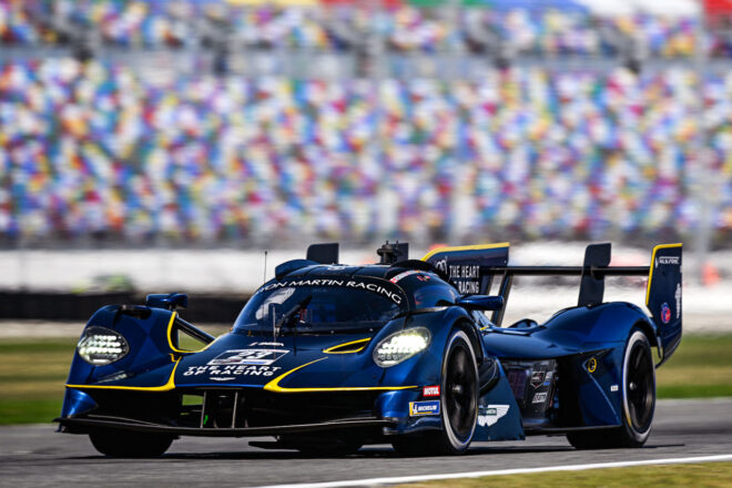 アストンマーティンTHORチーム