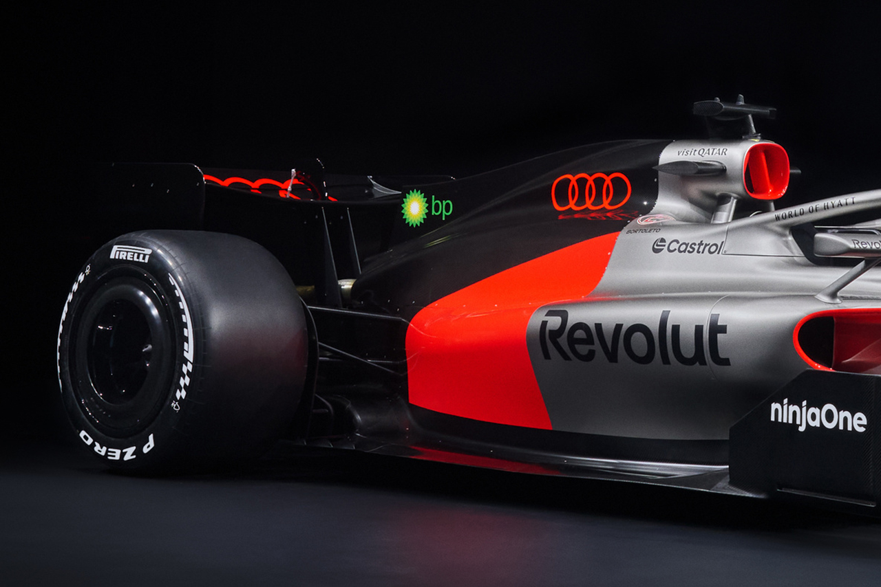 アウディの2026年型F1マシン『R26』のカラーリング（リヤ）